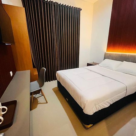 House Of Bedjo Powered By Cocotel Yogyakarta Exterior foto